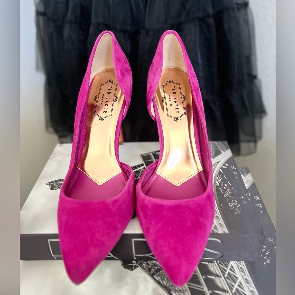 TedBaker fuchsia pink d'Orsay style suede 4"heels